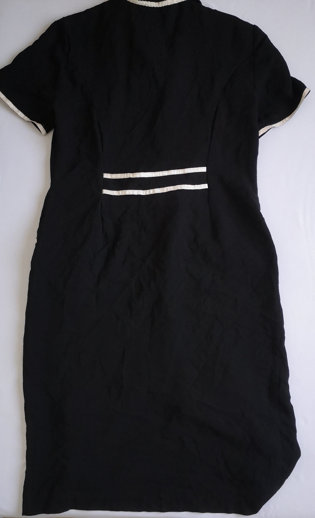Vestido al tobillo con botones diferentes ⚓