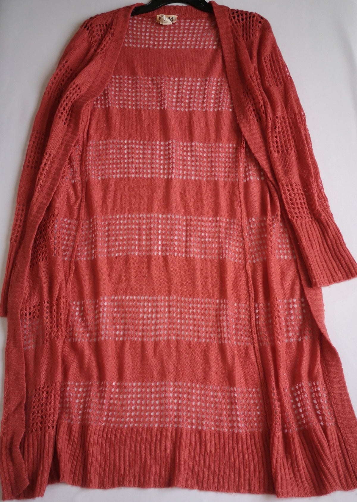 Cardigan largo con blusa nueva