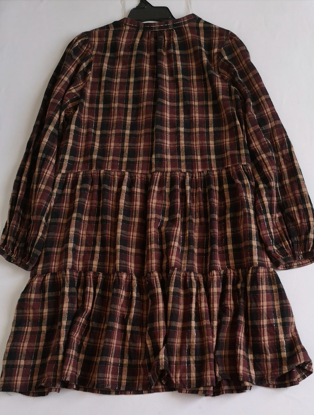 Vestido con bolsas a los lados incluye cincho