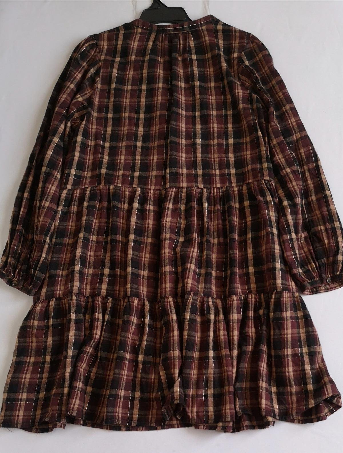 Vestido con bolsas a los lados incluye cincho