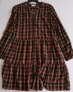 Vestido con bolsas a los lados incluye cincho