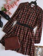 Vestido con bolsas a los lados incluye cincho