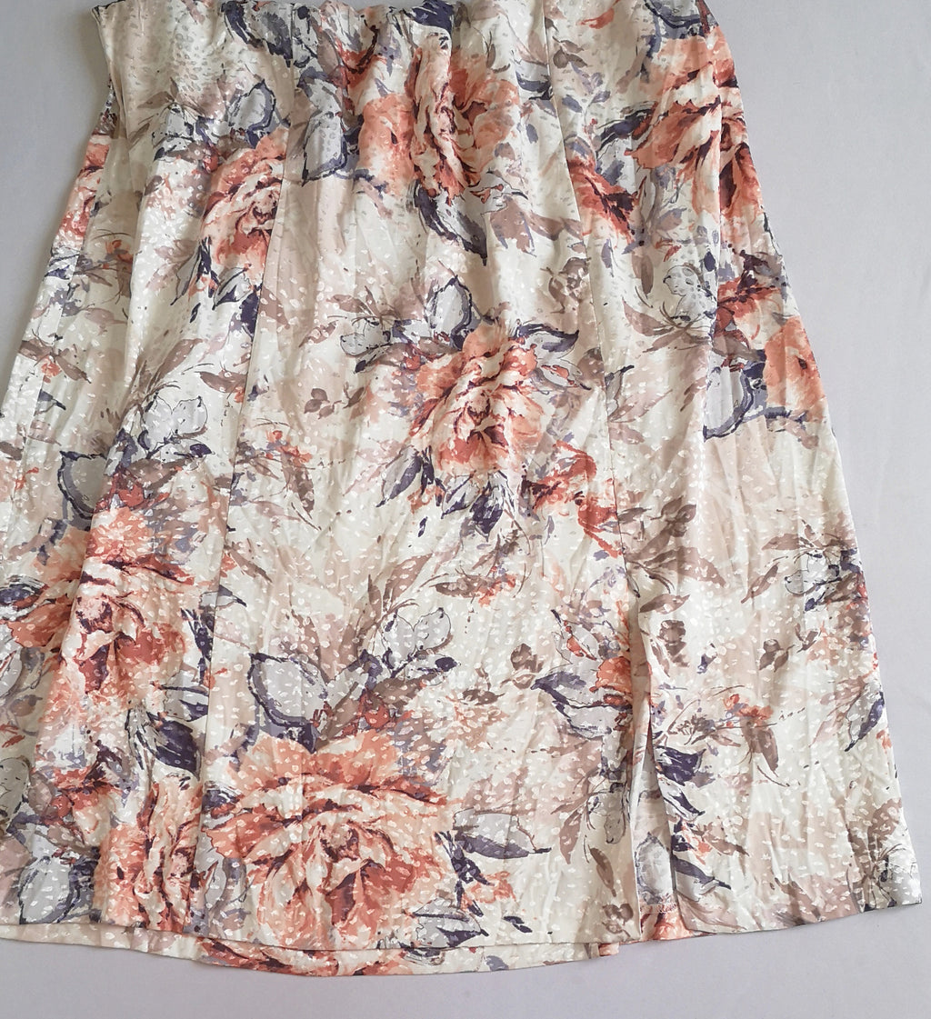 Falda midi con blusa corta ⚓
