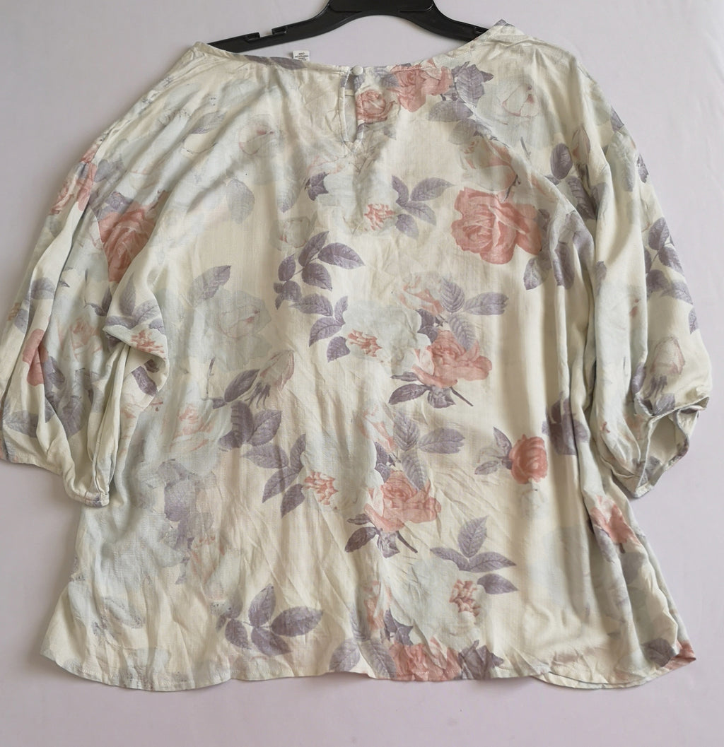 Pantalón stresh y blusa con nudo
