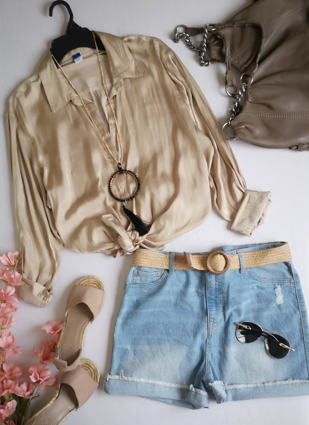 Blusa tipo seda suave con short