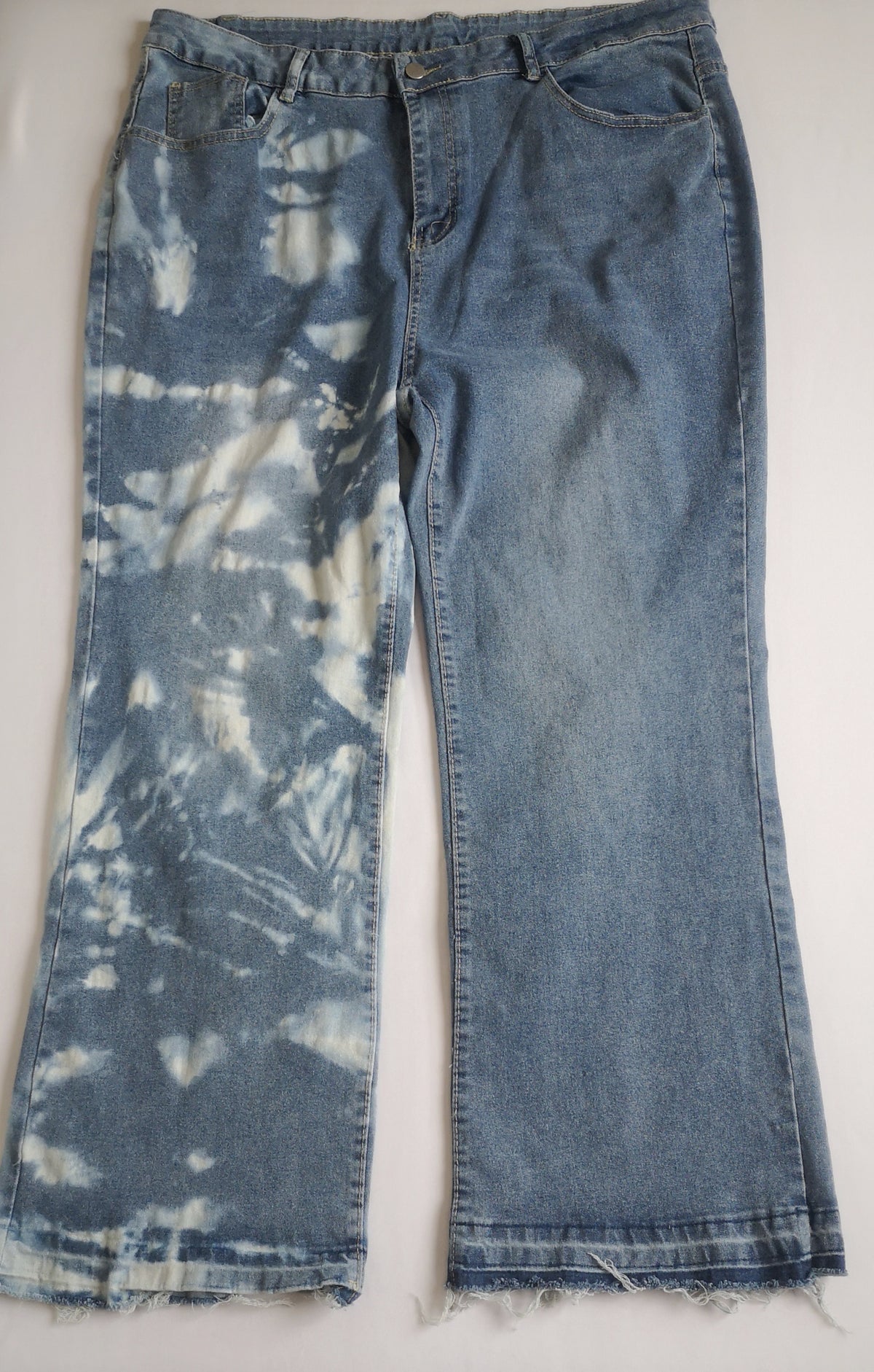 Blusa tejida con jeans tie dye ancho de abajo ❤️