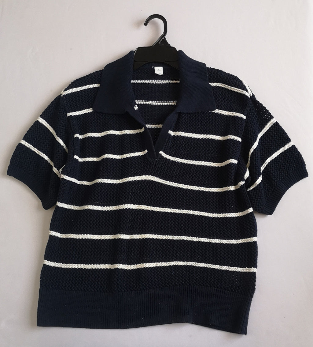 Blusa tejida incluye collar