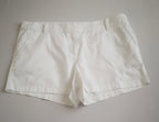 Short de gabardina con blusa de algodón
