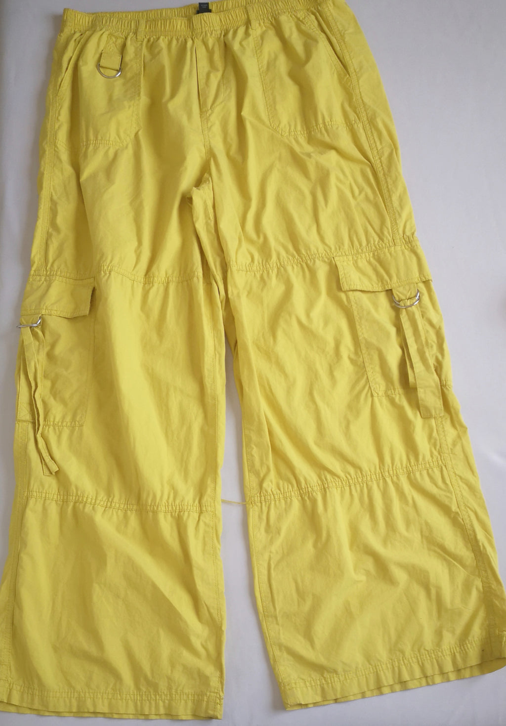 Top  nuevo con pantalón cargo ❤️