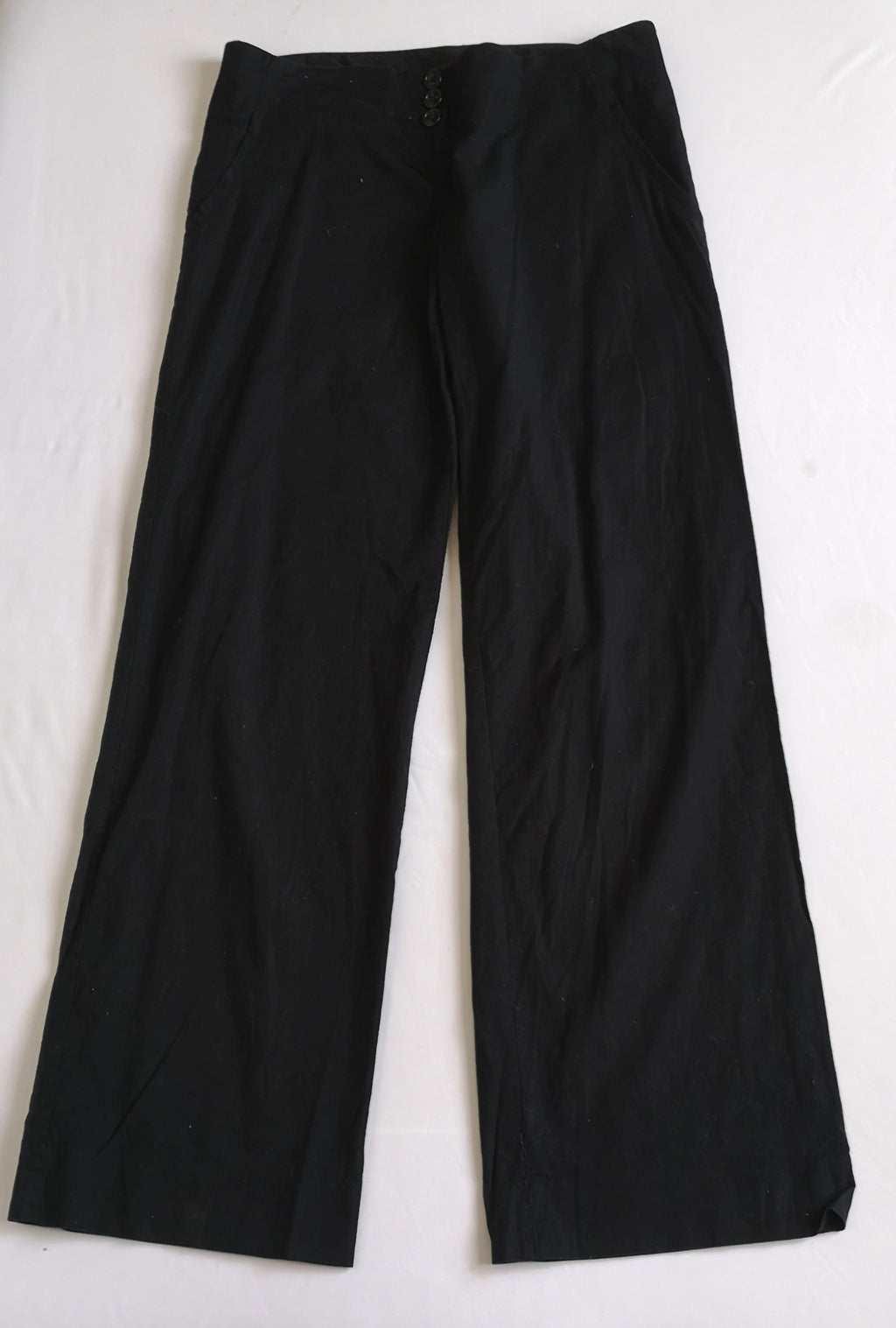 Pantalón de algodón cintura media con blusa tipo sueter liviano