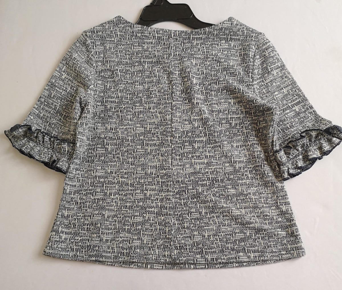 Pantalón tela suave y blusa con olanes 💙