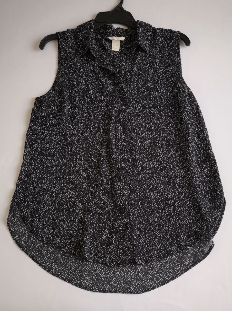 Blusa de chifon con overol de lona ⚓