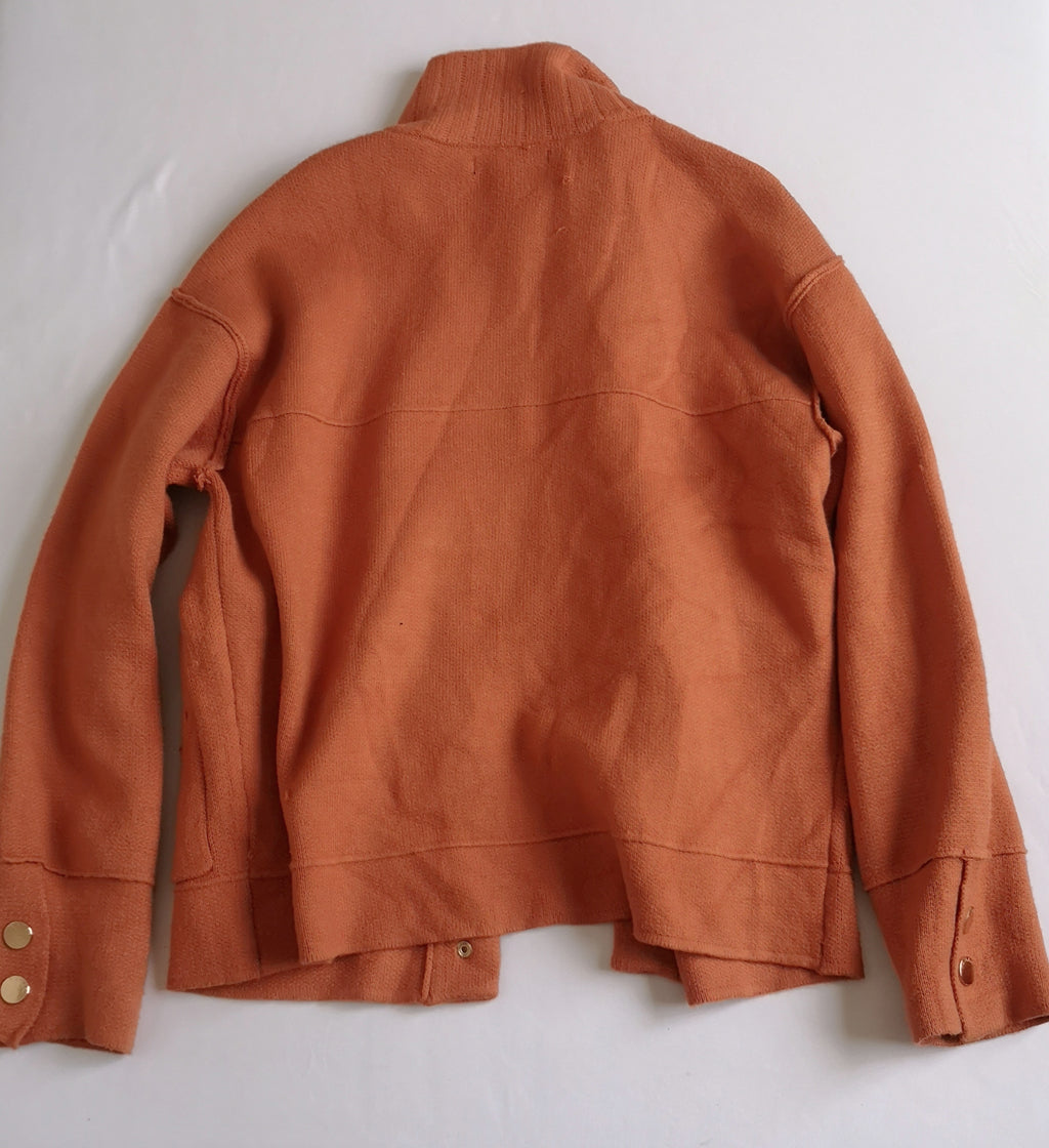 Jacket tejida con bolsas adelante ⚓