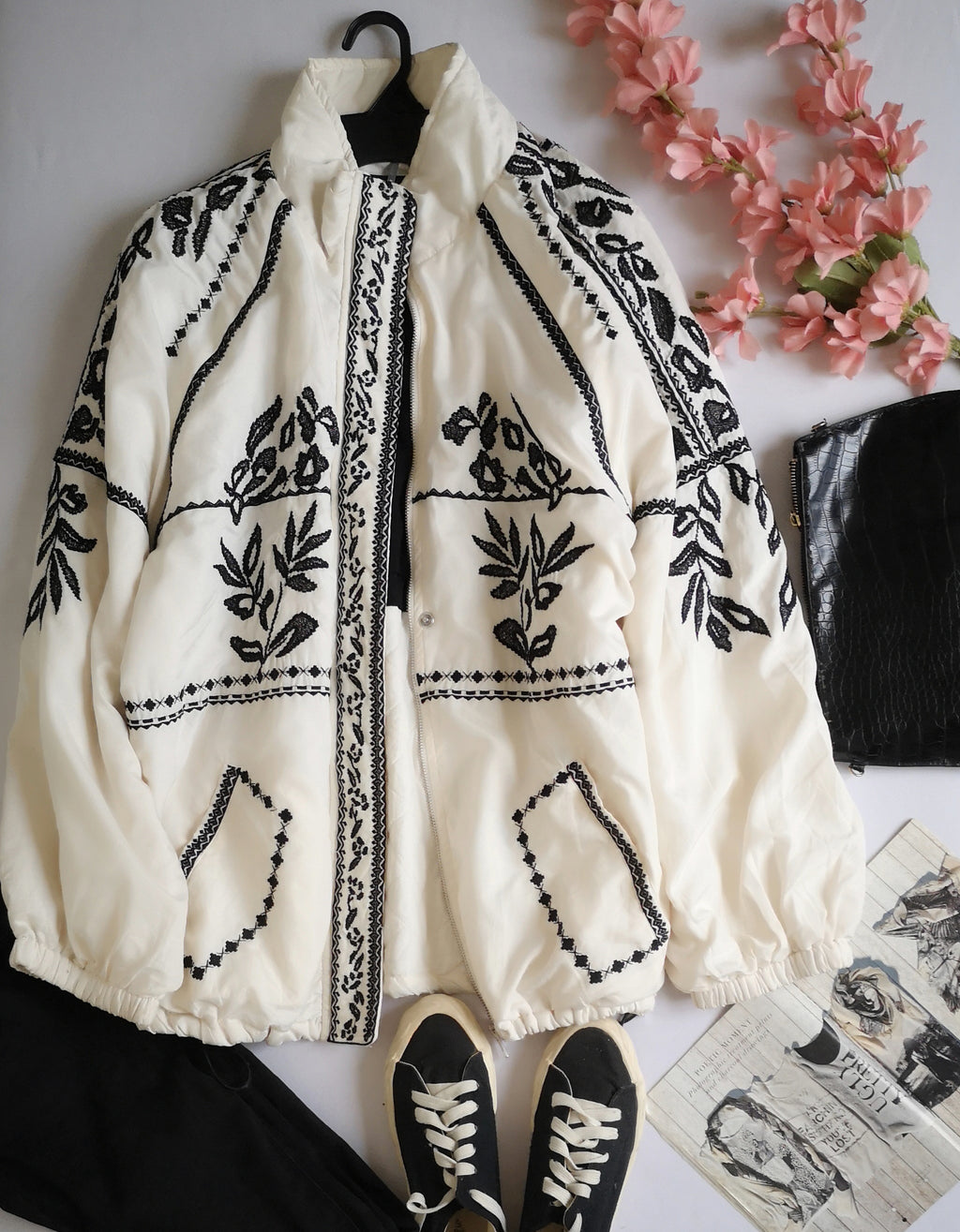 Jacket bordada mangas bombachas ❤️