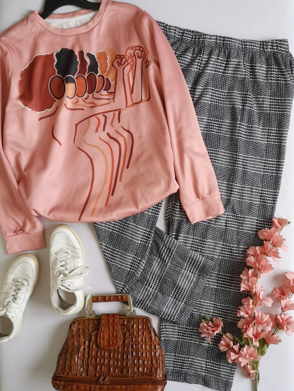 Pantalón tipo jogger con sueter ⚓