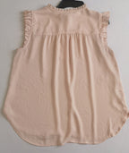 Falda a la rodilla con blusa de chifon