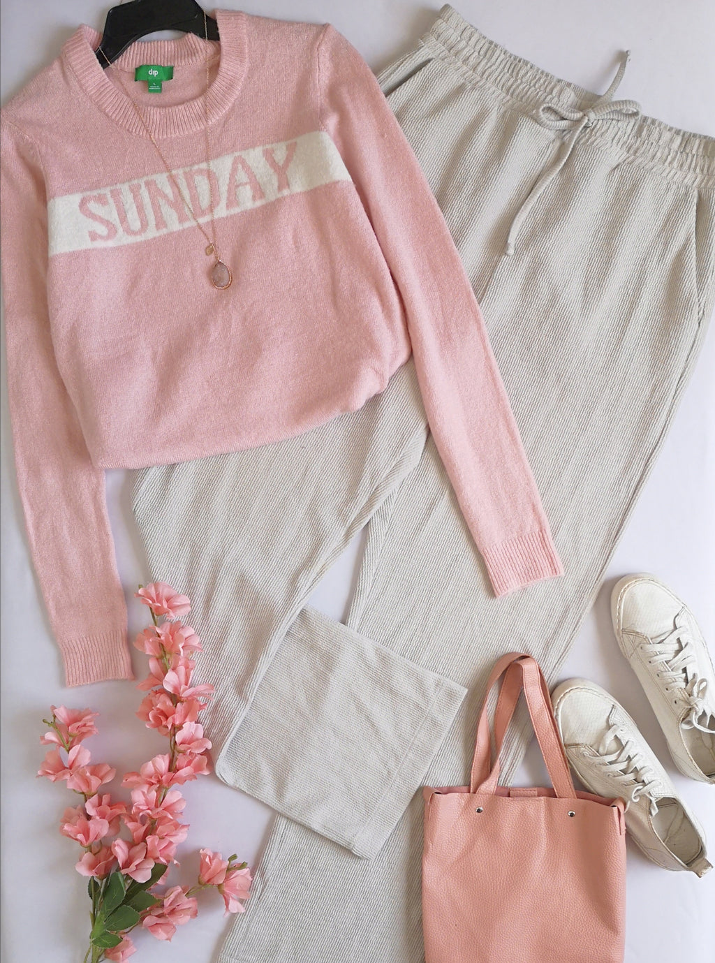 Sueter cuello redondo con pantalón tipo pants ❤️