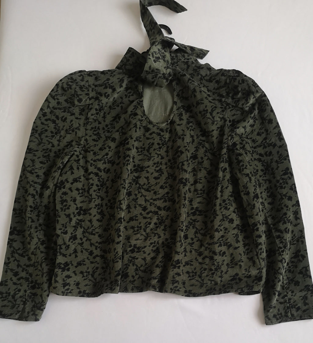 Blusa mangas bombachas de corduroy incluye collar