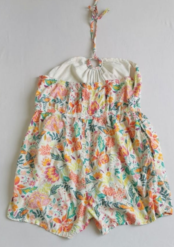Enterizo halter con cardigan corto