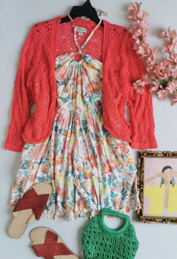 Enterizo halter con cardigan corto