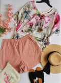 Blusa asimétrica y short con bolsas ⚓