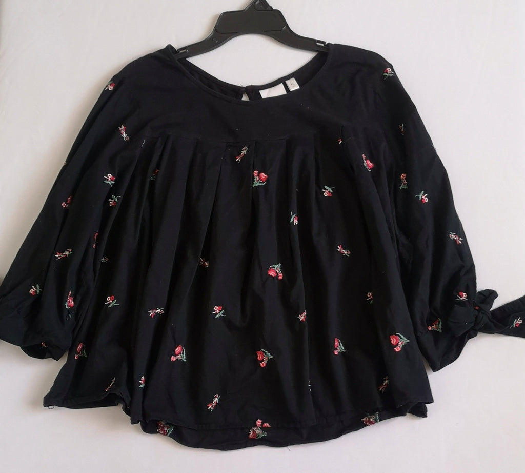 Short y blusa con paletones