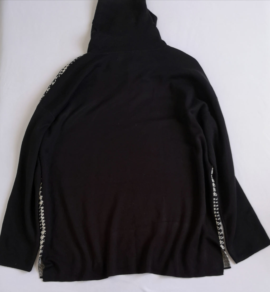Blusa cuello ancho incluye cincho