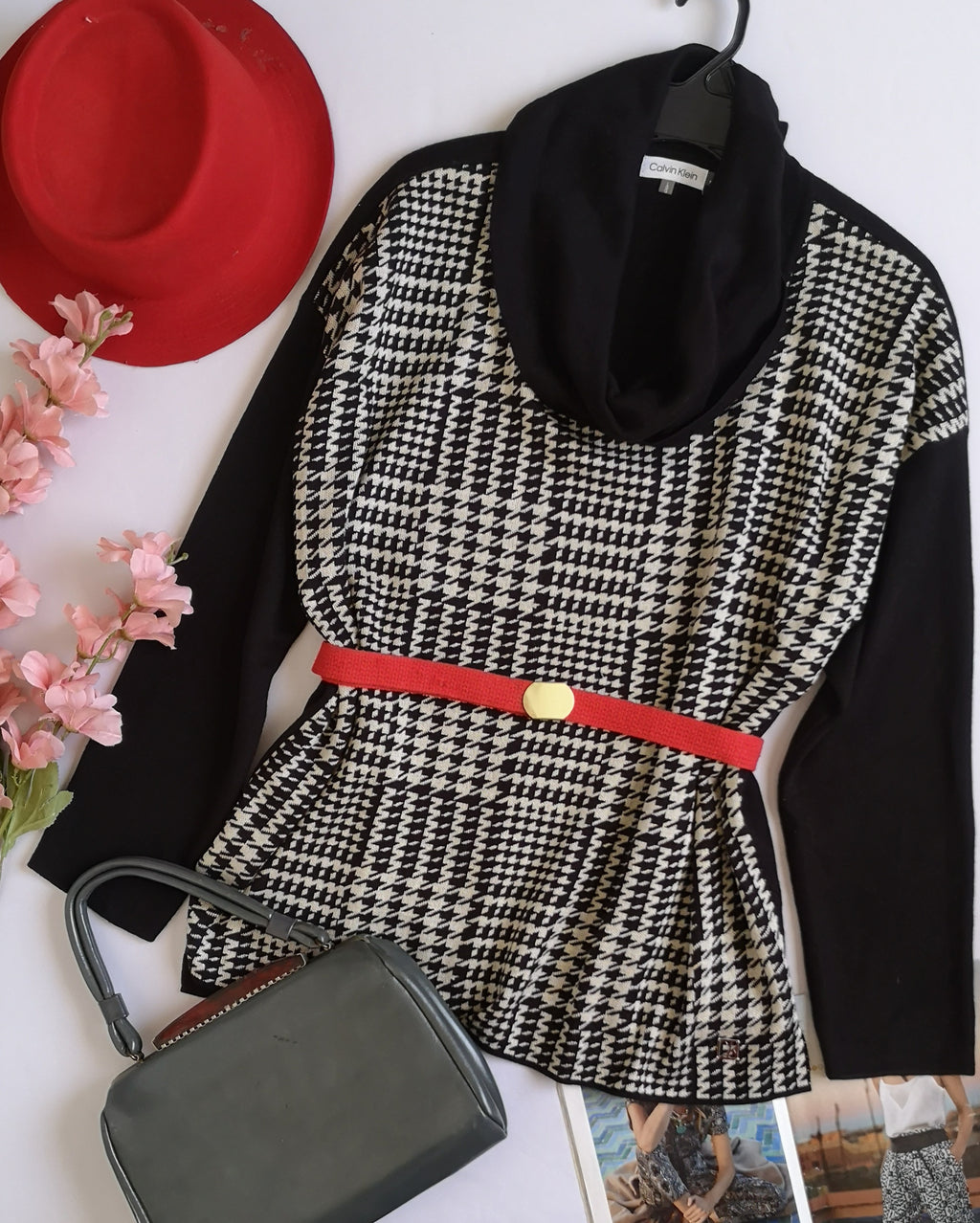 Blusa cuello ancho incluye cincho