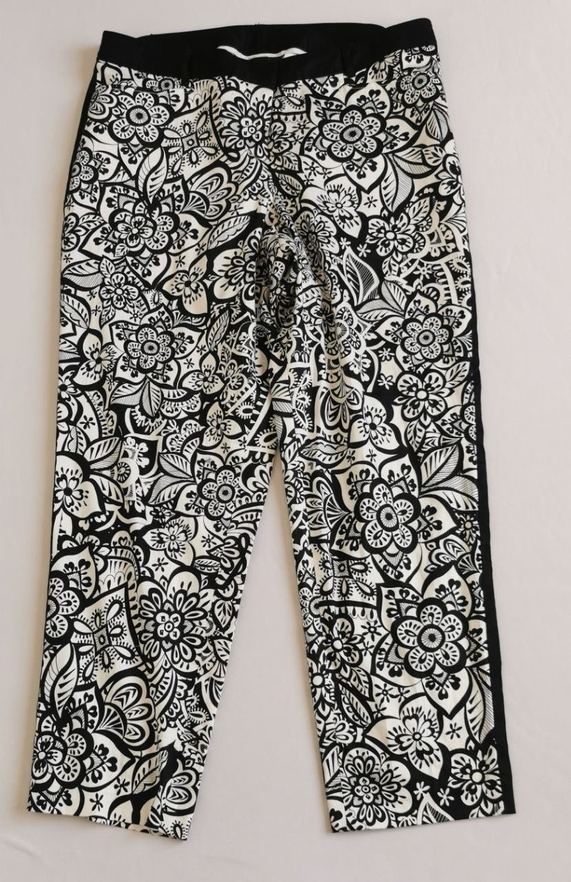 Pantalón corte recto con blusa sin mangas