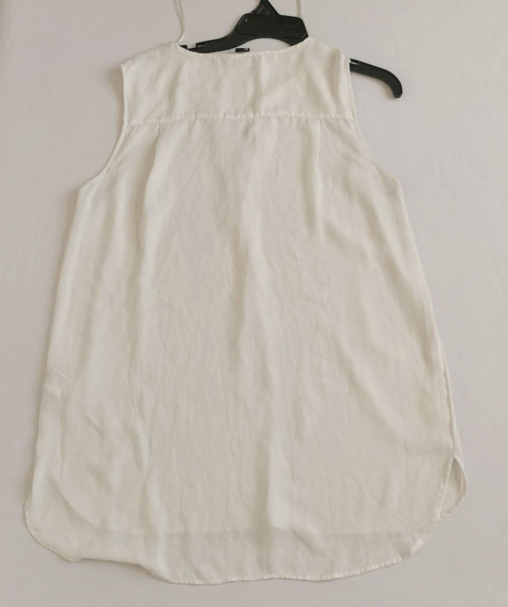 Pantalón corte recto con blusa sin mangas