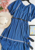 Vestido largo bordado incluye cincho