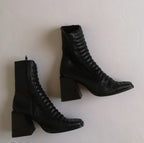 Botines estilo cuadrado