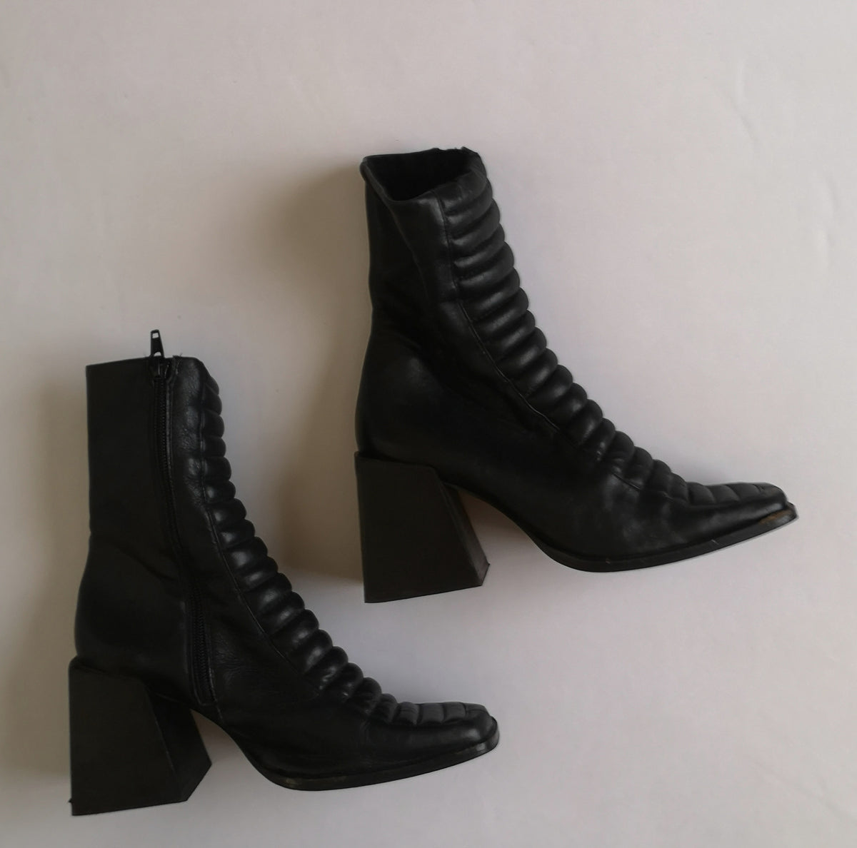 Botines estilo cuadrado