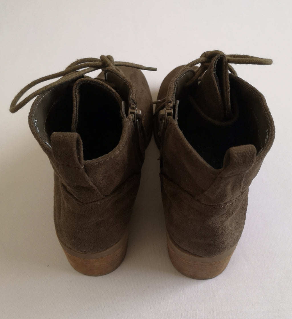 Botines tacón cuadrado