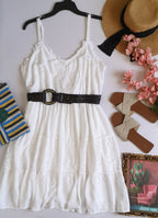 Vestido de tirantes incluye cincho