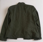 Chaqueta con botones ocultos