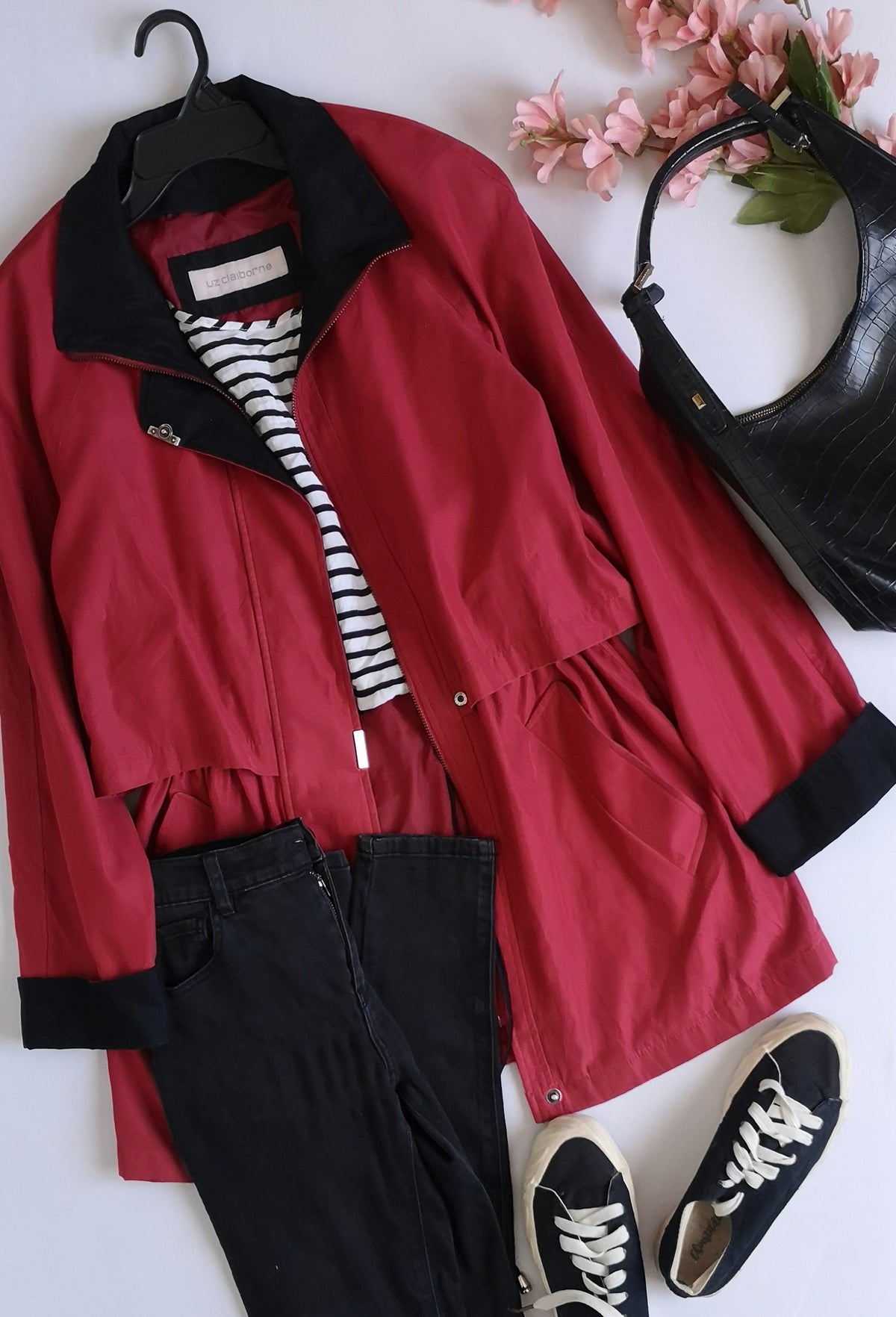 Chaqueta con cinta para ajustar