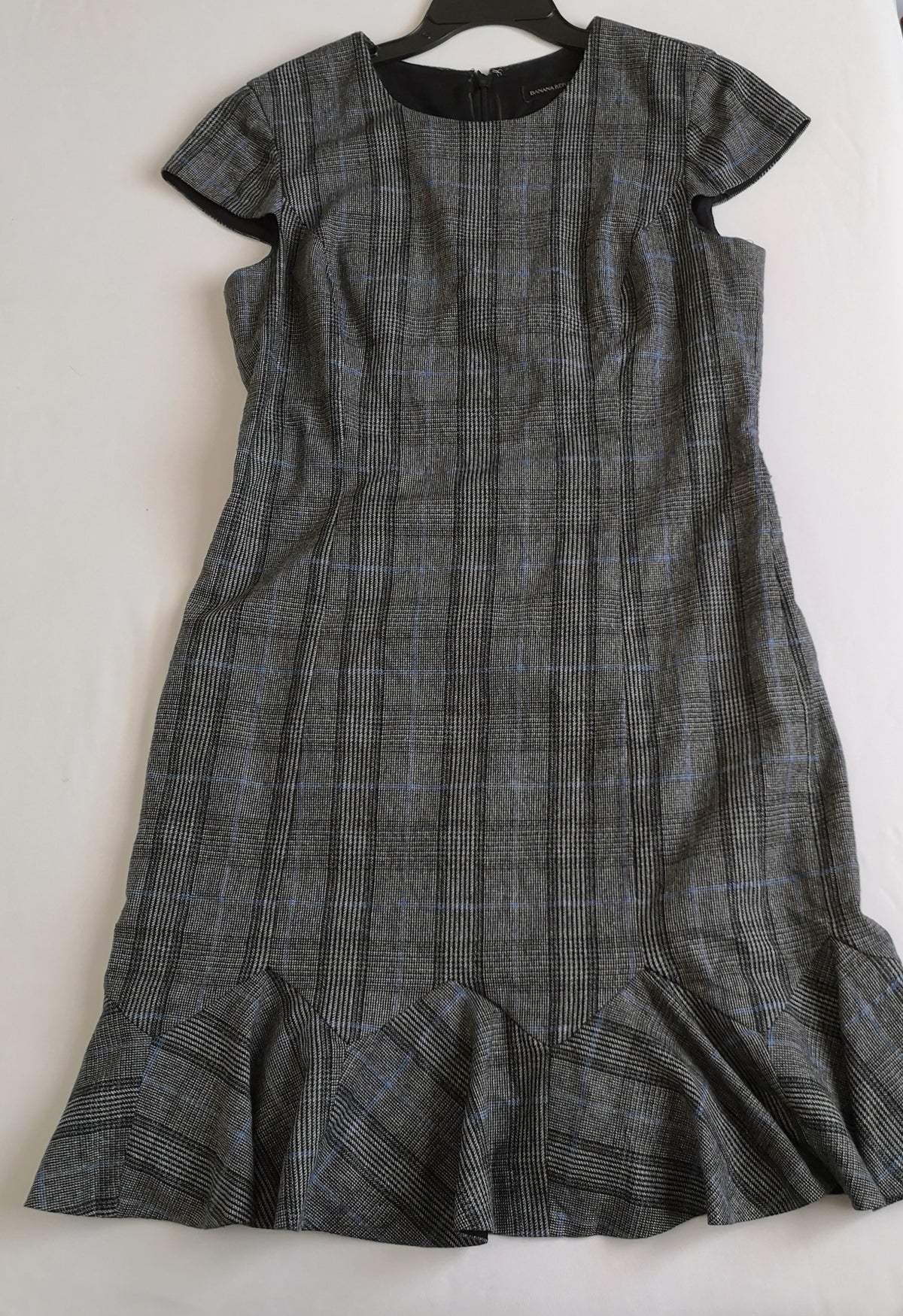 Vestido acampanado de abajo incluye cincho ❤️