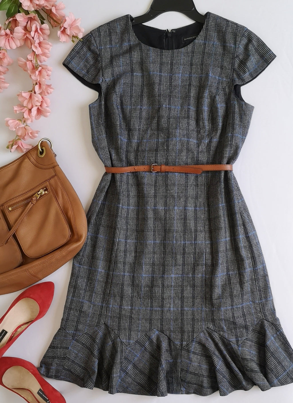 Vestido acampanado de abajo incluye cincho ❤️
