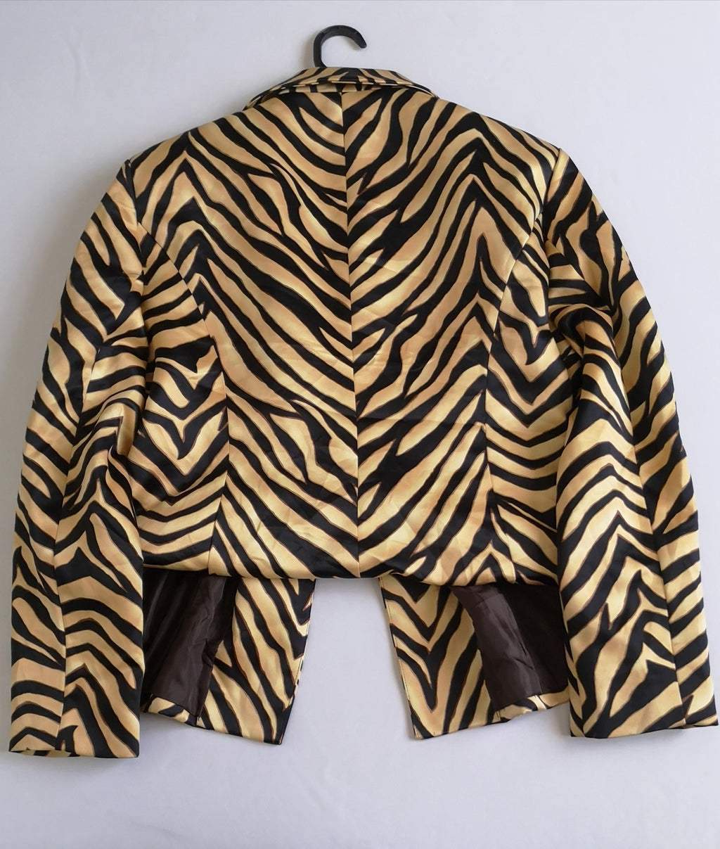 Blazer corto de atrás ⚓